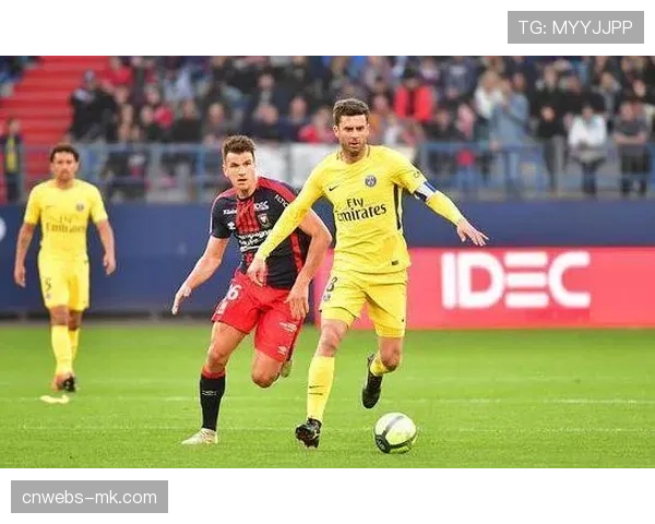 巴拉多利德0-0闷平埃尔切，保级对手各取一分